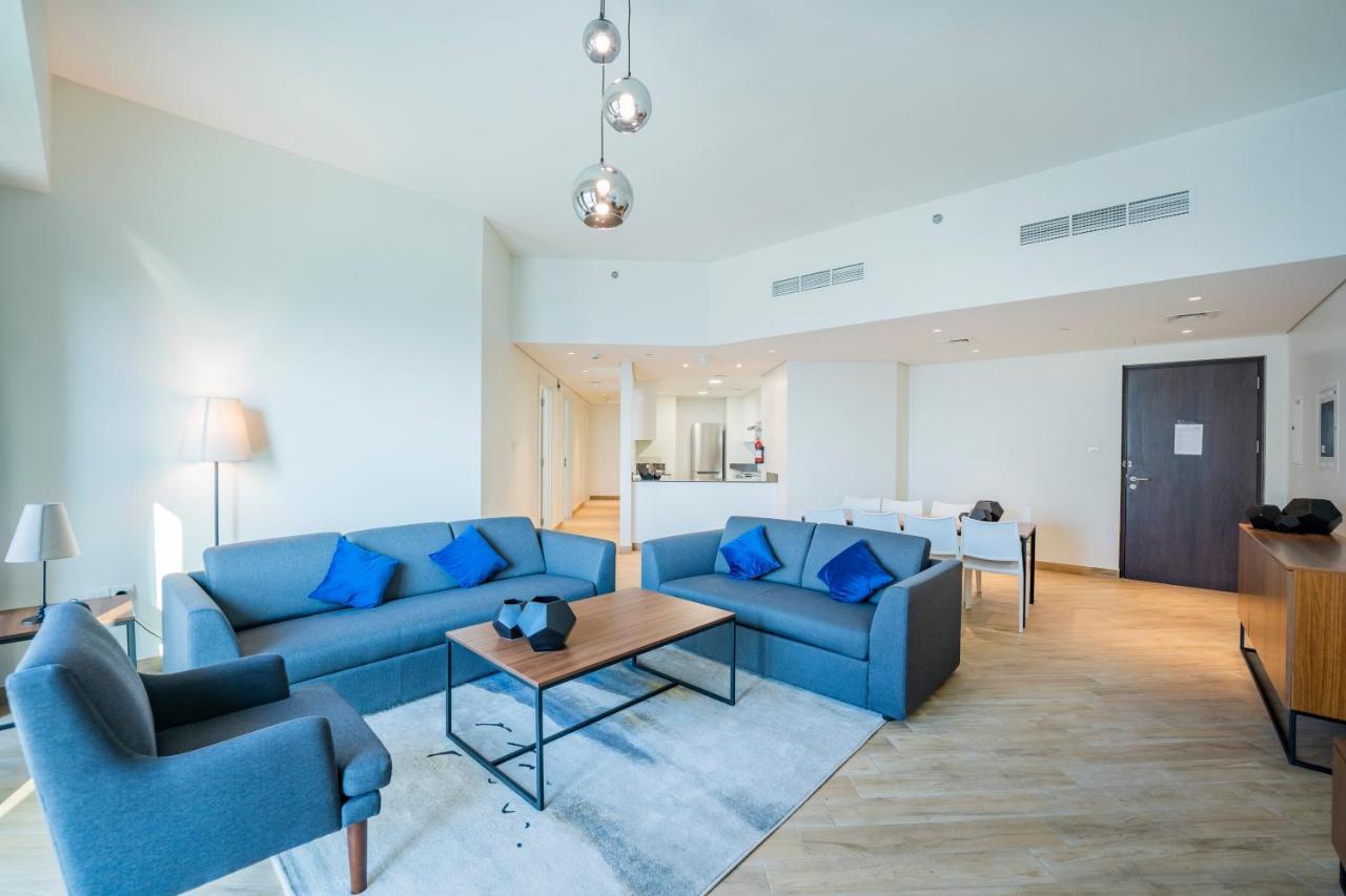 Expo Village Serviced Apartments Dubái Exterior foto