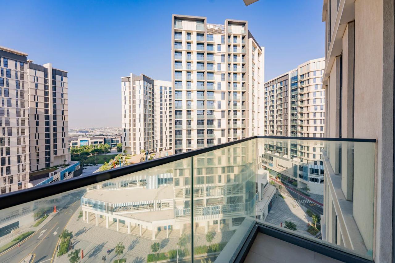 Expo Village Serviced Apartments Dubái Exterior foto