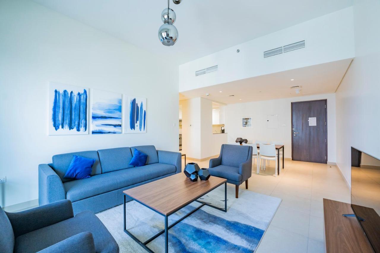 Expo Village Serviced Apartments Dubái Exterior foto
