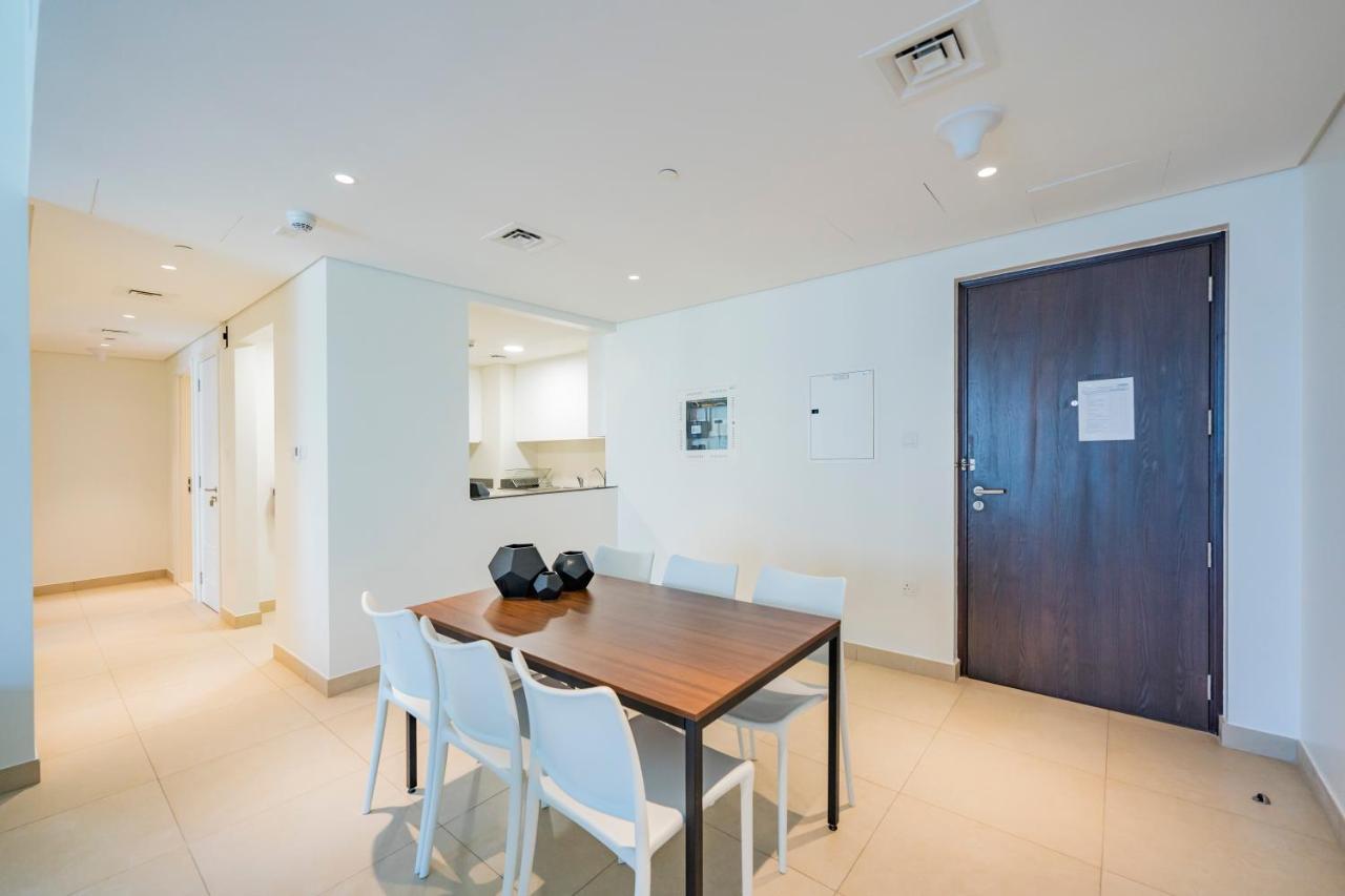 Expo Village Serviced Apartments Dubái Exterior foto