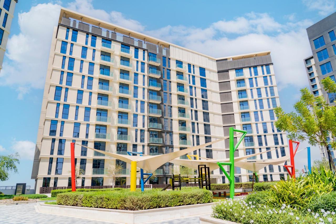 Expo Village Serviced Apartments Dubái Exterior foto