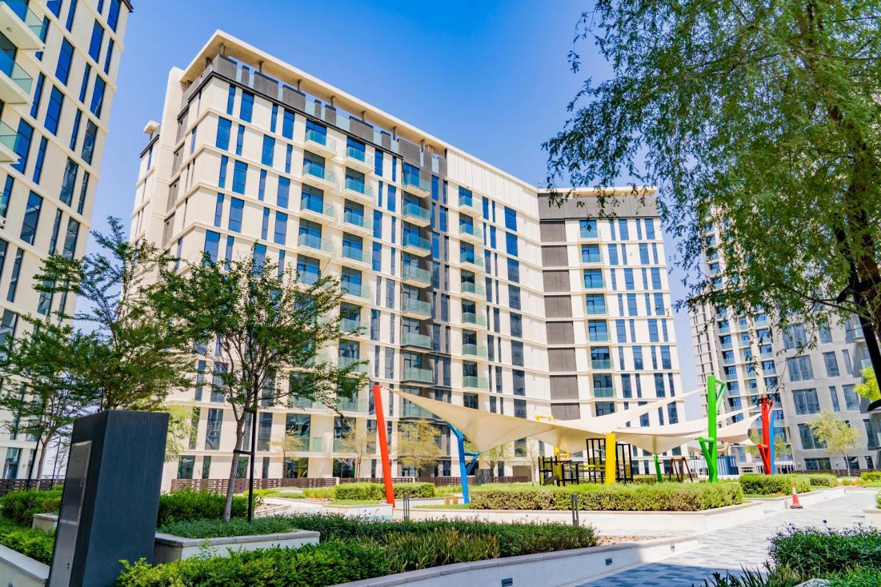 Expo Village Serviced Apartments Dubái Exterior foto
