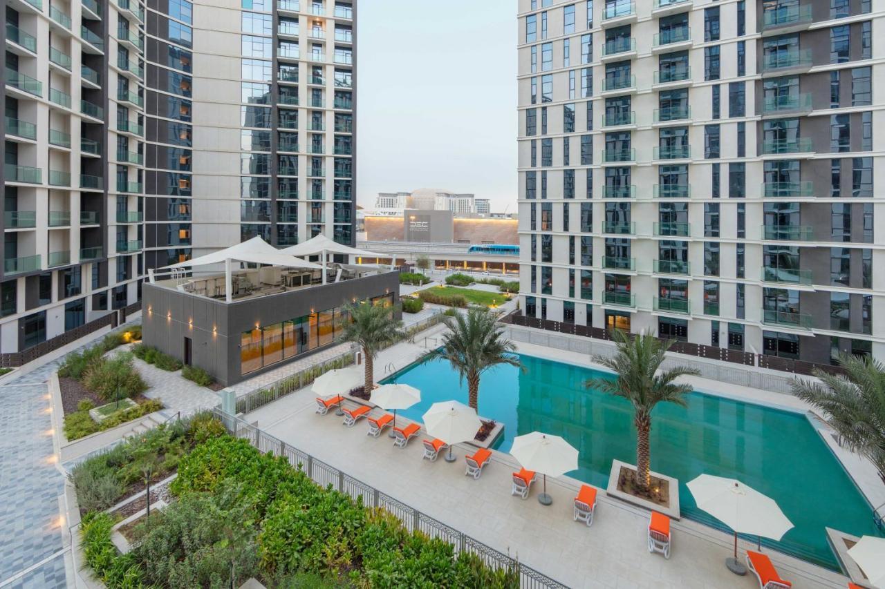 Expo Village Serviced Apartments Dubái Exterior foto