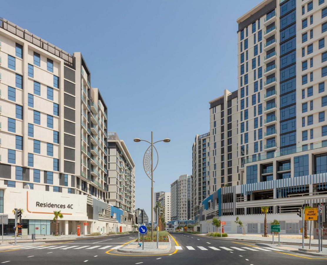 Expo Village Serviced Apartments Dubái Exterior foto